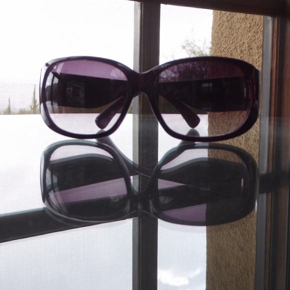 OSCAR DE LA RENTA O sunglasses